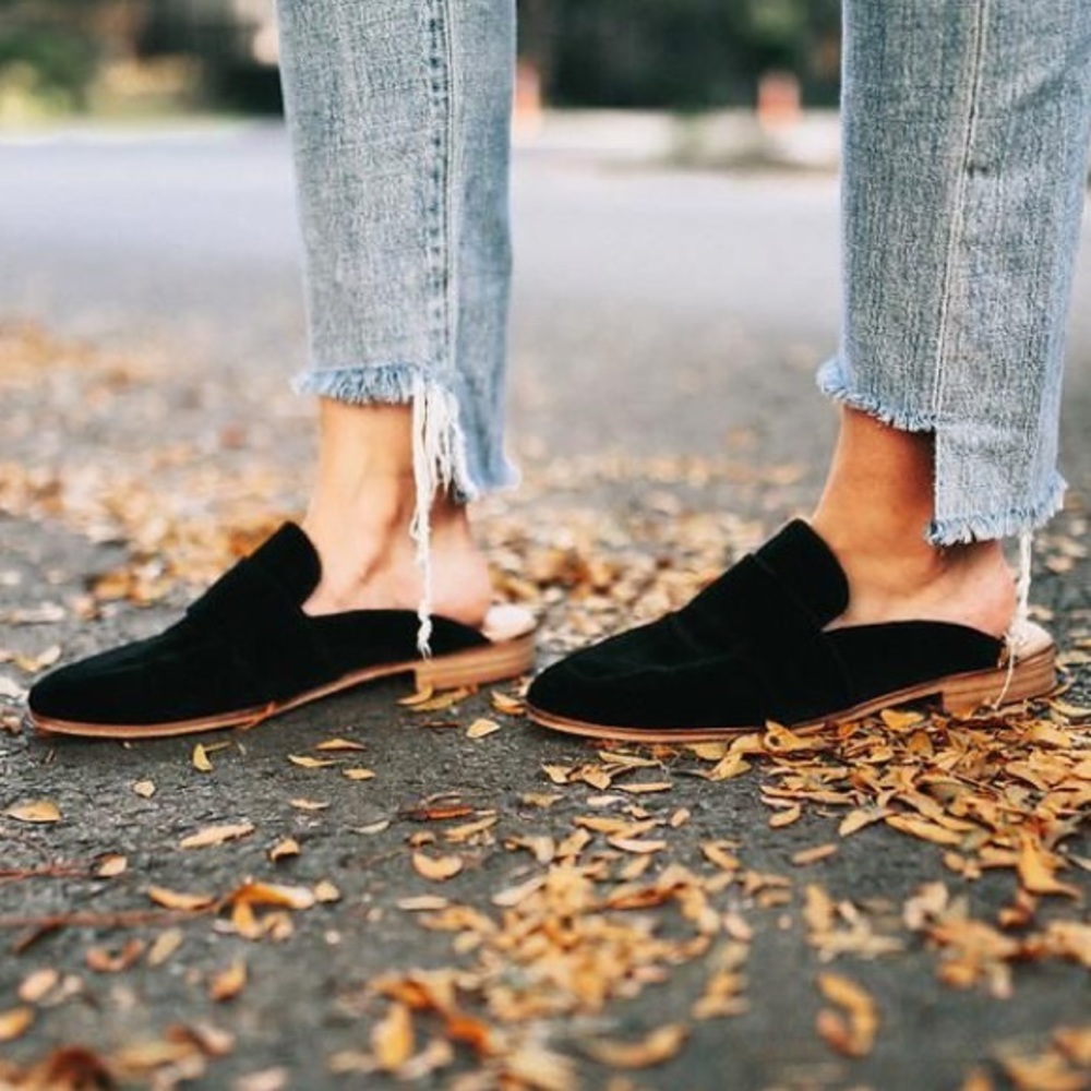 Free People Black Leather Loafer Mule Size 5.5 US